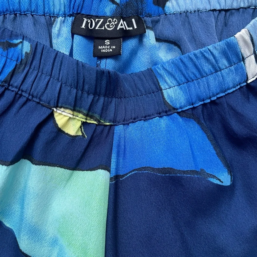 Roz & Ali Blue and Green Floral Maxi Skirt - Picture 5 of 6